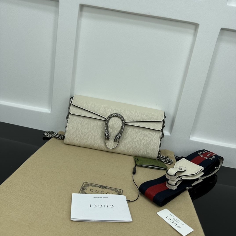 G*u*i wallets & purse